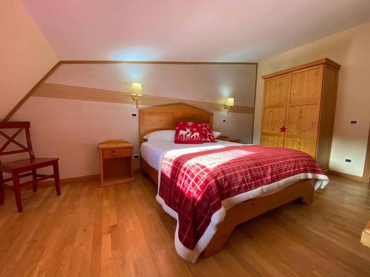 Abete Bianco - Albergo Del Natale Камільятелло-Сілано Екстер'єр фото