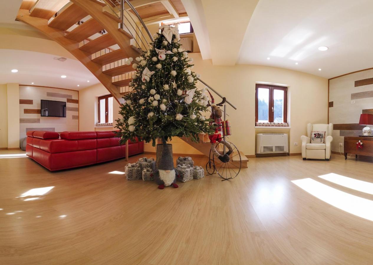 Abete Bianco - Albergo Del Natale Камільятелло-Сілано Екстер'єр фото