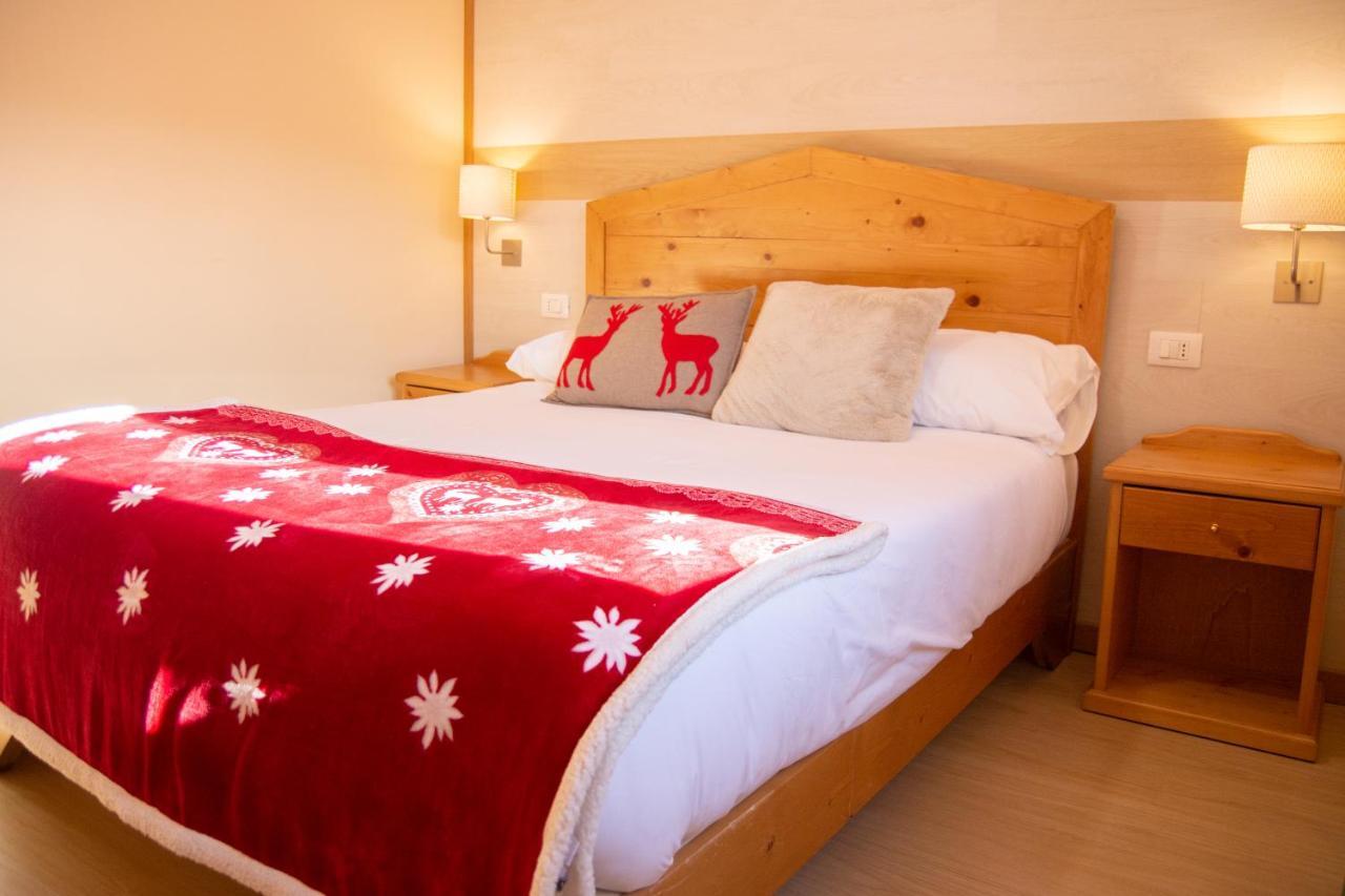 Abete Bianco - Albergo Del Natale Камільятелло-Сілано Екстер'єр фото